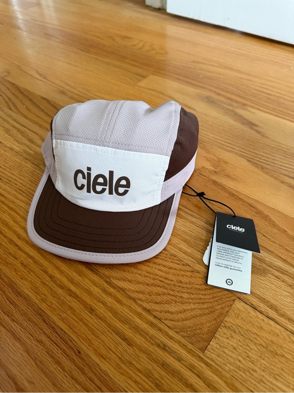 Ciele Hat